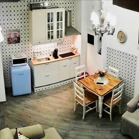 那不勒斯奥尔内拉度假屋 那不勒斯